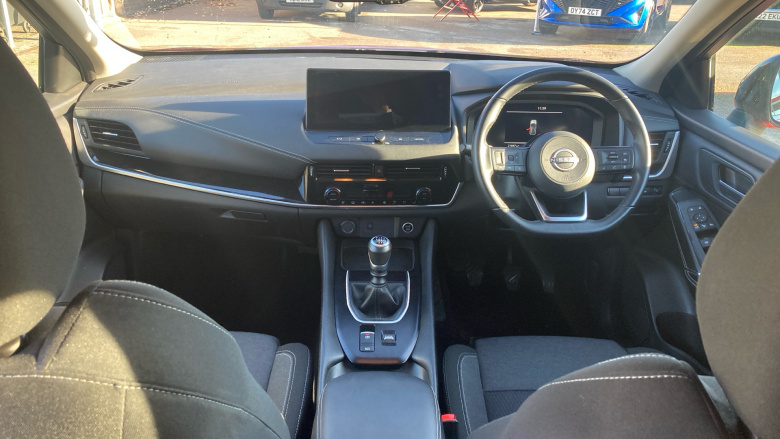 Nissan Qashqai 1.3 DiG-T MH N-Connecta 5dr Petrol Hatchback